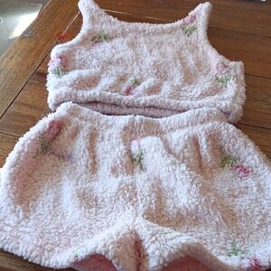 Girls Fluffy Pink Floral Lounge Set